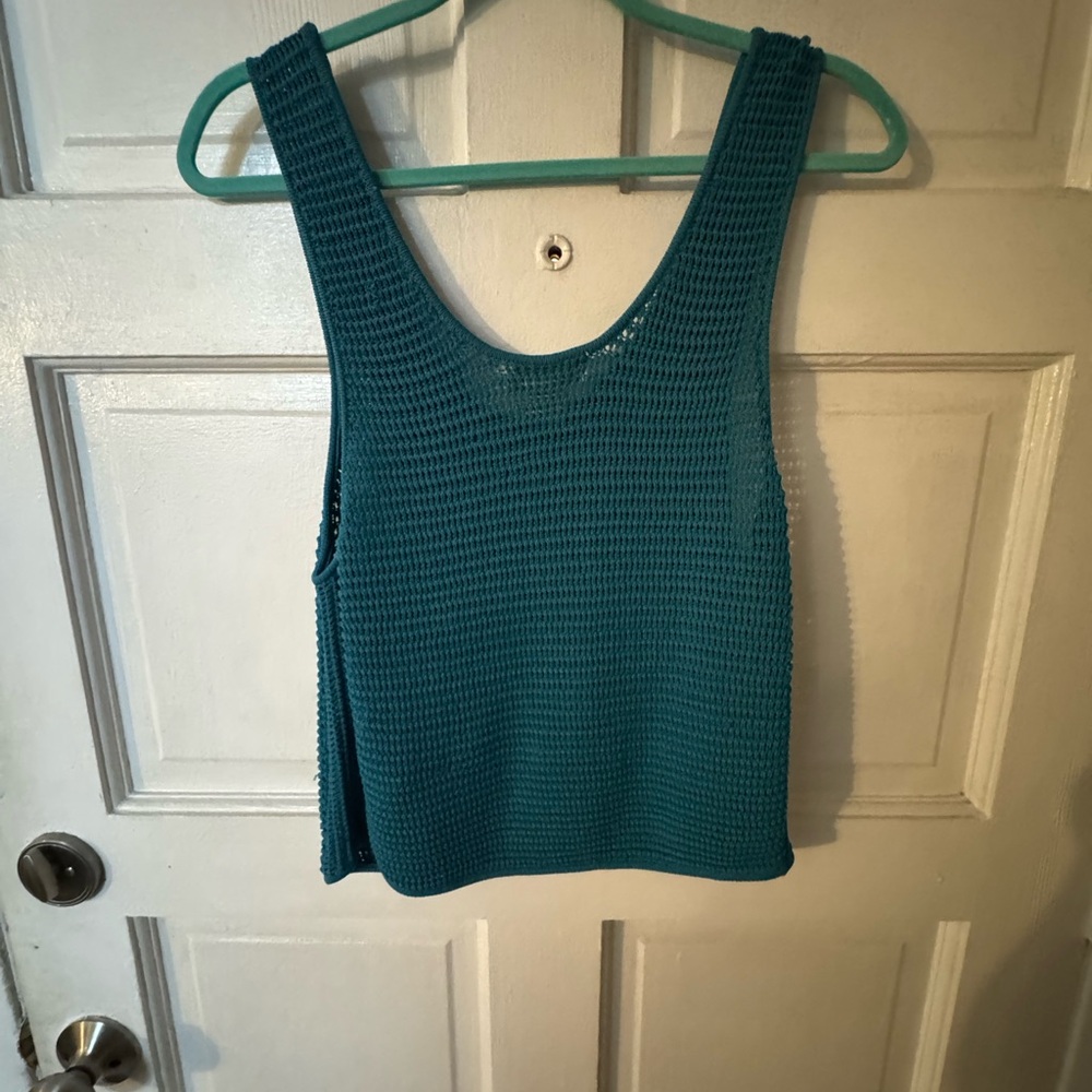 House of Harlow 1960 Teal Sleeveless crochet knit Tank - Size Medium - Picture 3 of 3